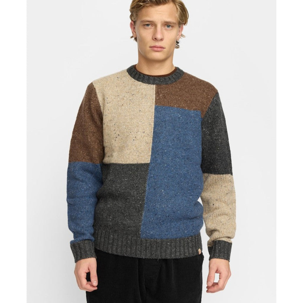 REVOLUTION -  Knit Sweater 6607