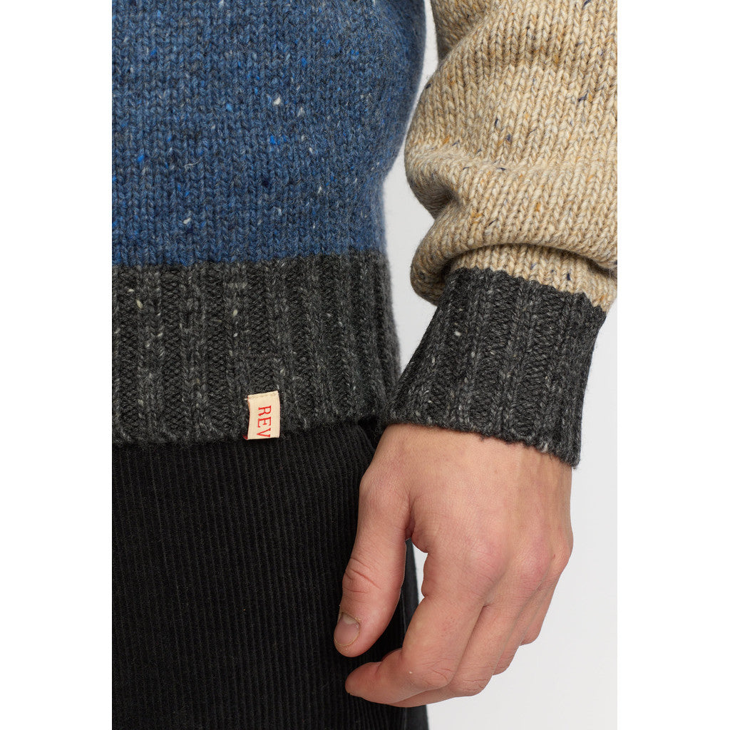 REVOLUTION -  Knit Sweater 6607